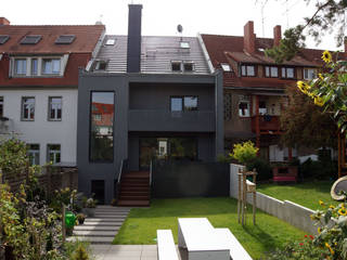 Ein Einfamilienhaus in Erfurt wird umgebaut und modernisiert, PlanKopf Architektur PlanKopf Architektur Casa unifamiliare