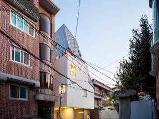 사근동 기운집 氣運集, 수상건축 수상건축 Casas de estilo moderno