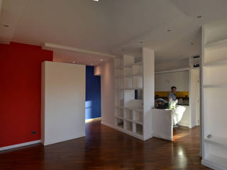 Colors , few but good - IR home, arch. Paolo Pambianchi arch. Paolo Pambianchi Modern living room White