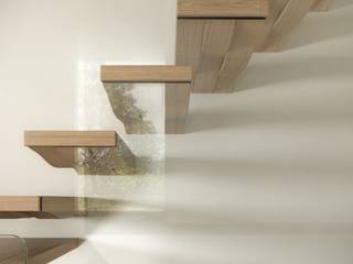 Wave Block, Siller Treppen/Stairs/Scale Siller Treppen/Stairs/Scale Modern corridor, hallway & stairs Wood Wood effect