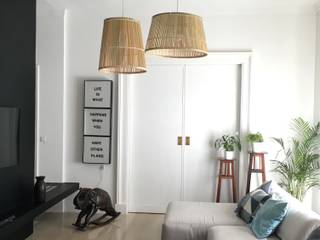 Appartamento romano in bianco e nero, Home Lifting Home Lifting Minimalist living room