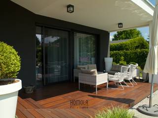 Privathaushalt15, Homola furniture s.r.o Homola furniture s.r.o Balkon, Beranda & Teras Gaya Country