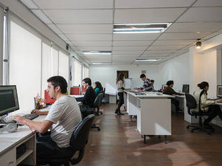 Oficina Bschneider, Bschneider Arquitectos e Ingenieros Bschneider Arquitectos e Ingenieros Commercial spaces