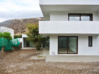 Casa La Reserva, AtelierStudio AtelierStudio Minimalist houses