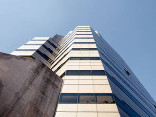 Edificio Ex-Shell, Bschneider Arquitectos e Ingenieros Bschneider Arquitectos e Ingenieros Commercial spaces