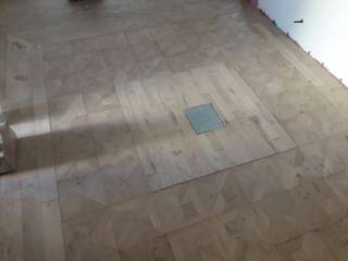 Parquet con disegni e quadri, Soloparquet Srl Soloparquet Srl Salon classique Bois massif Multicolore