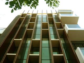 PB131 Office, Simple Projects Architecture Simple Projects Architecture Gewerbeflächen Aluminium/Zink Braun