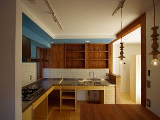 柏市K邸一戸建リノベーション, K+Yアトリエ一級建築士事務所 K+Yアトリエ一級建築士事務所 Kitchen units Wood Blue
