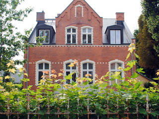 Sanierung in Berlin, Nailis Architekten Nailis Architekten Single family home Bricks