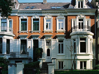 Stadtvilla in Hamburg, Nailis Architekten Nailis Architekten Casa unifamiliare Laterizio