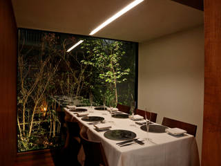 Itarian restaurant TACUBO, 田所裕樹建築設計事務所 田所裕樹建築設計事務所 Commercial spaces Glass