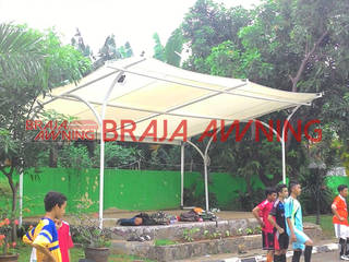 Tenda Membrane @Taman Publik Jakarta, Braja Awning & Canopy Braja Awning & Canopy Jardin moderne Fer / Acier