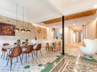 Home Staging en Piso de Lujo en Barcelona, Markham Stagers Markham Stagers Salas de jantar modernas