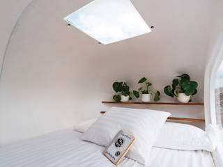 Sleeping Pod, Studio Made By Studio Made By Quartos industriais Plástico