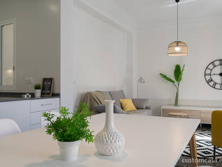 Piso antiguo con estilo nórdico , custom casa home staging custom casa home staging Scandinavian style living room