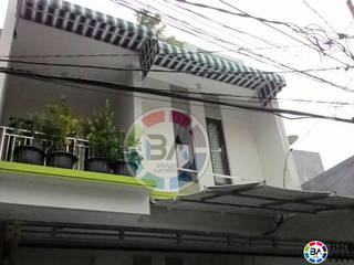 Canopy Kain Jakarta (salur hijau putih), Braja Awning & Canopy Braja Awning & Canopy クラシックデザインの テラス テキスタイル アンバー/ゴールド