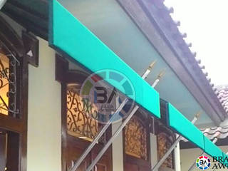 Canopy Kain Warna Hijau (model Tombak), Braja Awning & Canopy Braja Awning & Canopy Balcones y terrazas de estilo clásico Textil Ámbar/Dorado