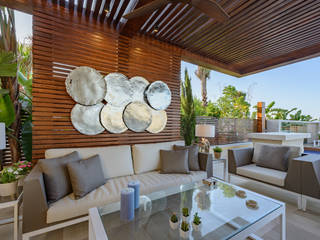 North Coast Villa, Hossam Nabil - Architects & Designers Hossam Nabil - Architects & Designers Modern Balkon, Veranda & Teras