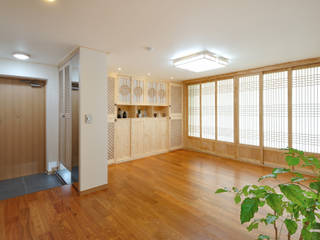 신목동 3단지 한옥스타일 아파트 인테리어, (주)더블유디자인 (주)더블유디자인 Modern Living Room