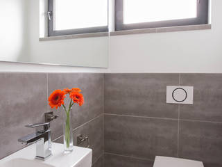 Gestaltung einer Penthousewohnung im Neubau eines MFH, objekt & raumdesign Hillmann objekt & raumdesign Hillmann Modern bathroom