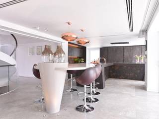 Mr & Mrs Storton, Diane Berry Kitchens Diane Berry Kitchens Cucina moderna Rame / Bronzo / Ottone