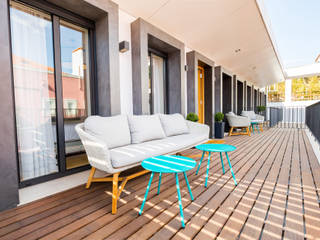 Bairro Alto - Apartamento T2, Sizz Design Sizz Design Scandinavian style balcony, veranda & terrace