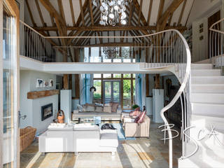 Replacement curved stair design for a barn conversion, Bisca Staircases Bisca Staircases Schody Drewno O efekcie drewna