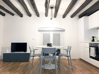I love "vecchia Milano", studio ferlazzo natoli studio ferlazzo natoli Minimalist dining room