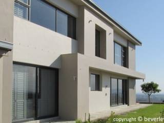 Modern Cape Town Architect Designed Home, Beverley Hui Architects Beverley Hui Architects Rumah tinggal Batu Bata