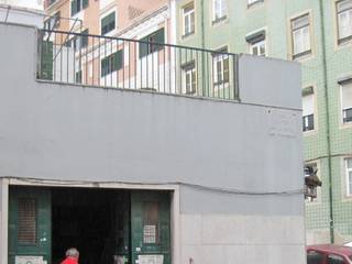 Reabilitação integral de edifício para moradia unifamiliar, West Gate, lda West Gate, lda 一戸建て住宅