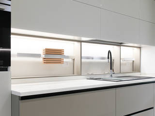 K13, Andrea Picinelli Andrea Picinelli Dapur Modern