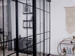 The Watermill , IQ Glass UK IQ Glass UK Modern corridor, hallway & stairs