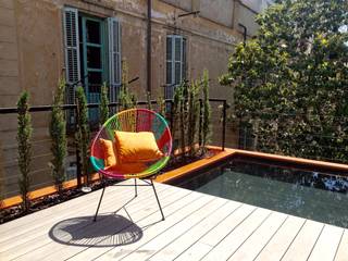 TERRAZA PARTICULAR CON PISCINA - BARCELONA, BURESINNOVA S.A. BURESINNOVA S.A. 露臺