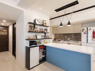 高雄馬公館, VH INTERIOR DESIGN VH INTERIOR DESIGN Minimalist kitchen