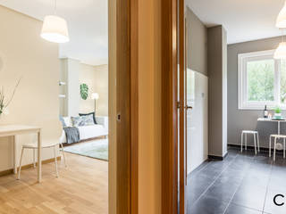 Home Staging para Piso Piloto en Galicia, CCVO Design and Staging CCVO Design and Staging الممر الحديث، المدخل و الدرج White