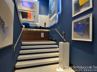 Espaço Galart - Mostra Elite Design, Tania Bertolucci de Souza | Arquitetos Associados Tania Bertolucci de Souza | Arquitetos Associados Stairs