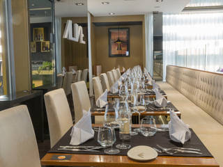 ALIVE - RESTAURANTE & LOUNGE, Red Centre - The Essence of Living Red Centre - The Essence of Living Commercial spaces