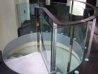 Art Deco Penthouse, Ion Glass Ion Glass Escaleras Vidrio