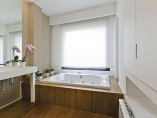 Estor enrollable en vivienda de lujo, Saxun Saxun Modern bathroom