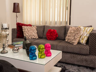 Tagaytay Southridge Estates, TG Designing Corner TG Designing Corner Modern Living Room