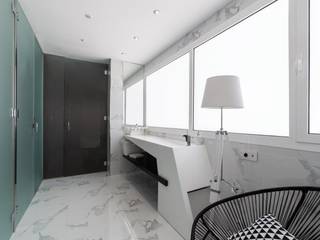 The Casa Manolo restaurant, owned by Manuel Alonso, has used KRION for the renovation of its bathrooms, KRION® Porcelanosa Solid Surface KRION® Porcelanosa Solid Surface Modern style bathrooms