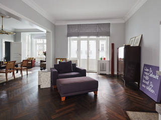 Wohnungsumbau in Berlin, Nailis Architekten Nailis Architekten Classic style living room