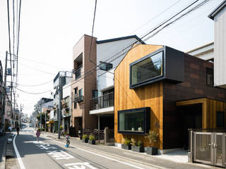 クリーニング店舗付住宅, 木名瀬佳世建築研究室 木名瀬佳世建築研究室 Chalets & maisons en bois Bois Effet bois