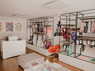 Ancora Swimwear, Redesign Studio Redesign Studio 미니멀리스트 서재 / 사무실