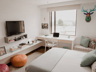 Cuarto Piña, Redesign Studio Redesign Studio Dormitorios de estilo moderno