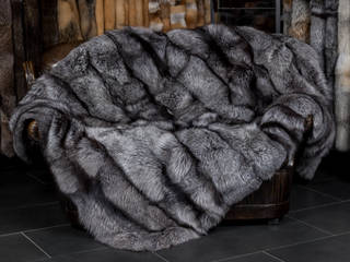Edle Pelzdecke aus SAGA Ranched FOX, Lars Paustian - International Fur Lars Paustian - International Fur Camera da letto moderna Pelliccia Bianco