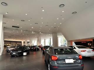 Audi - 內湖, G.T. DESIGN 大楨室內裝修有限公司 G.T. DESIGN 大楨室內裝修有限公司 Commercial spaces