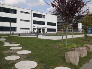 Neubau Außenanlagen FHplus2 - Fachhochschule Dortmund, Hower Landschaftsarchitekten Hower Landschaftsarchitekten Jardins modernos