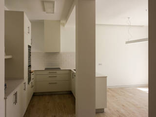 UNIFAMILIAR EN LOS MALLOS, ESTUDIO BAO ARQUITECTURA ESTUDIO BAO ARQUITECTURA Kitchen