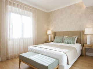 Apartamento c/ 2 quartos - Avenidas Novas, Lisboa, Traço Magenta - Design de Interiores Traço Magenta - Design de Interiores Modern style bedroom Beds & headboards